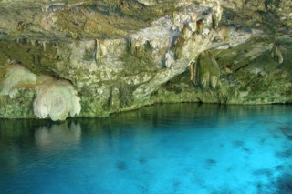 Hacer snorkel en cenote